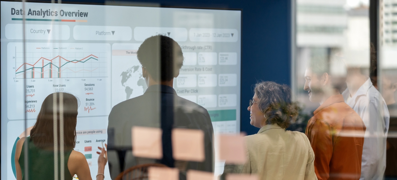 Equipe tableau de bord salesforce avantages crm